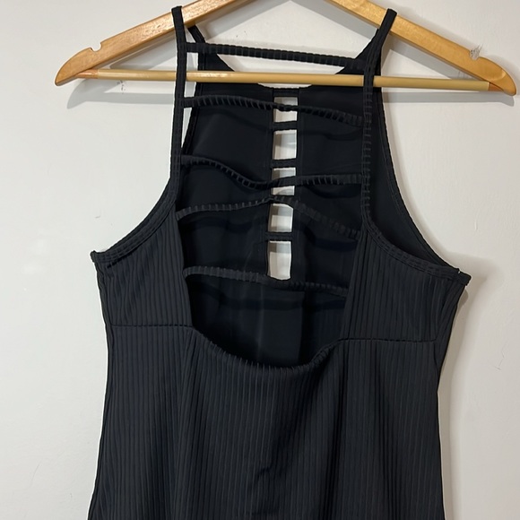 Victoria Sport Strappy Ribbed Dress - Picture 6 of 9